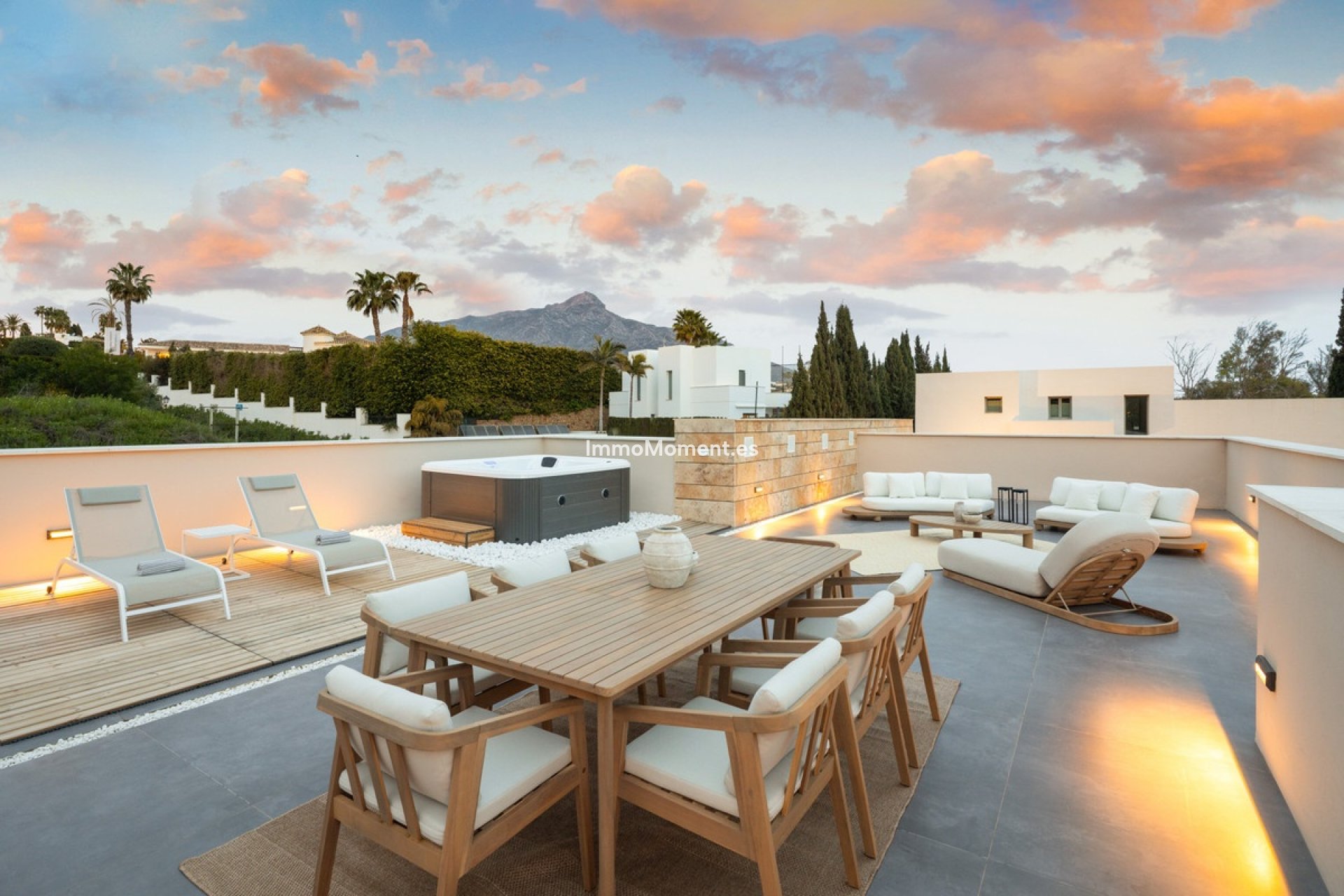 Revente - Villa - Marbella - Nueva Andalucía