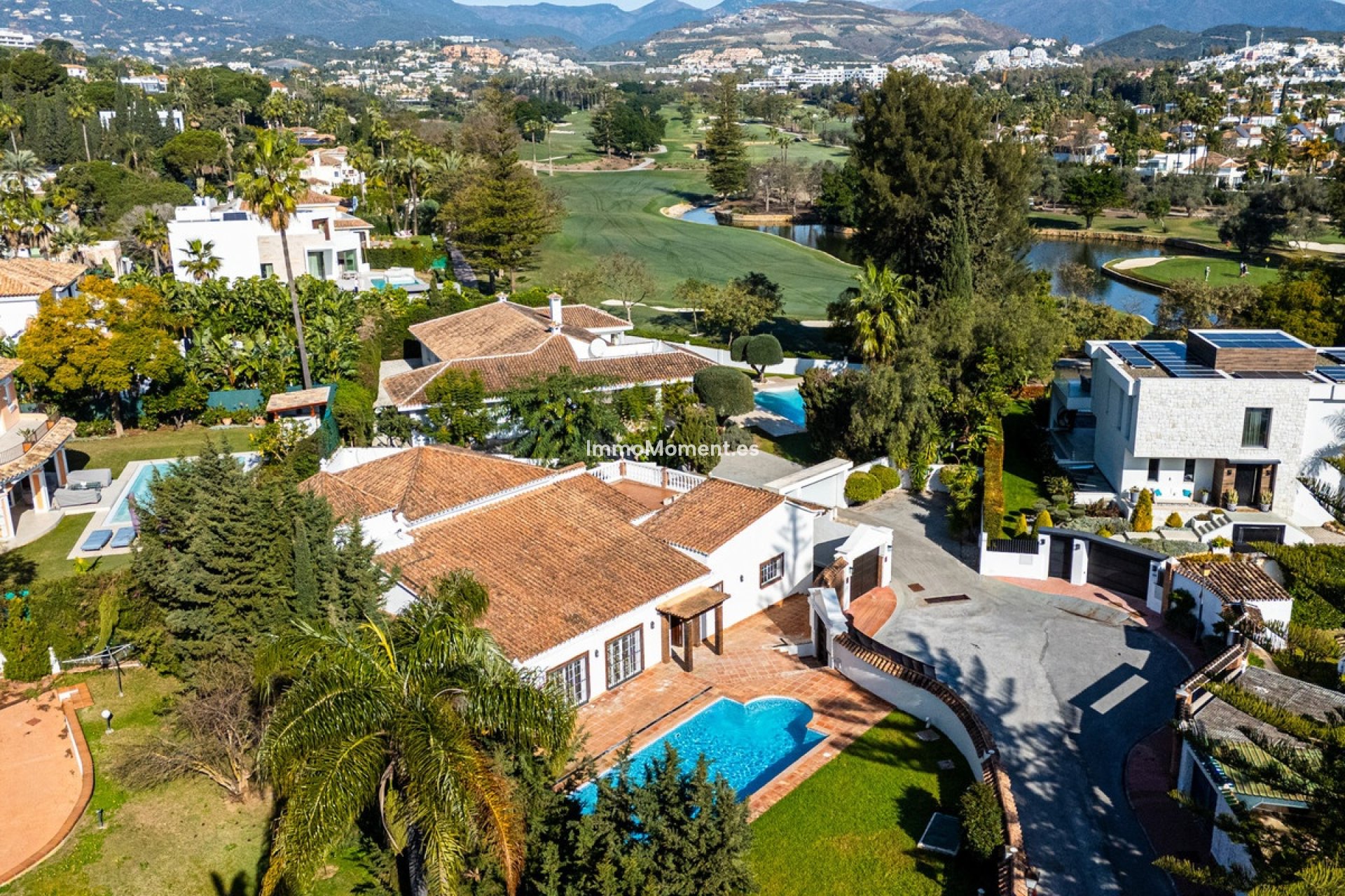 Revente - Villa - Marbella - Nueva Andalucía