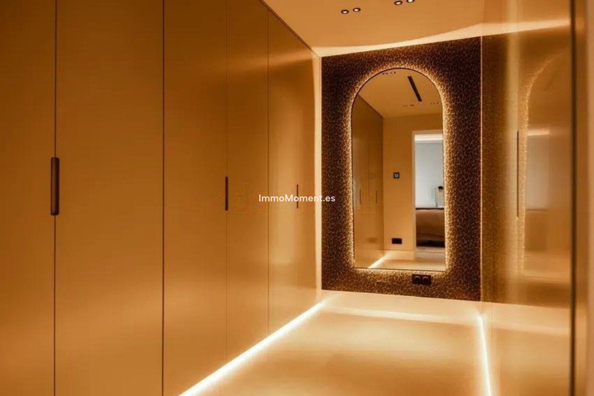 Revente - Villa - Marbella - Puerto Banús