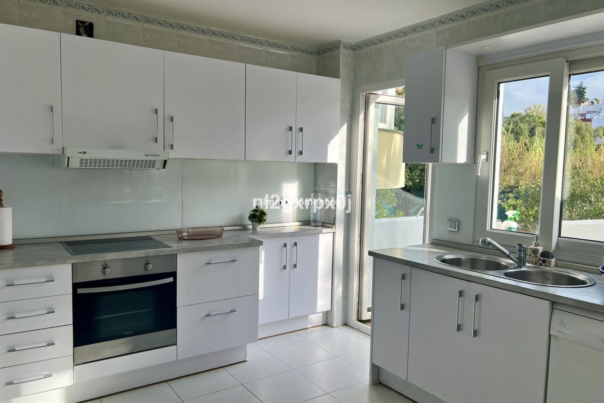 Revente - Villa - Marbella - Reserva de Marbella