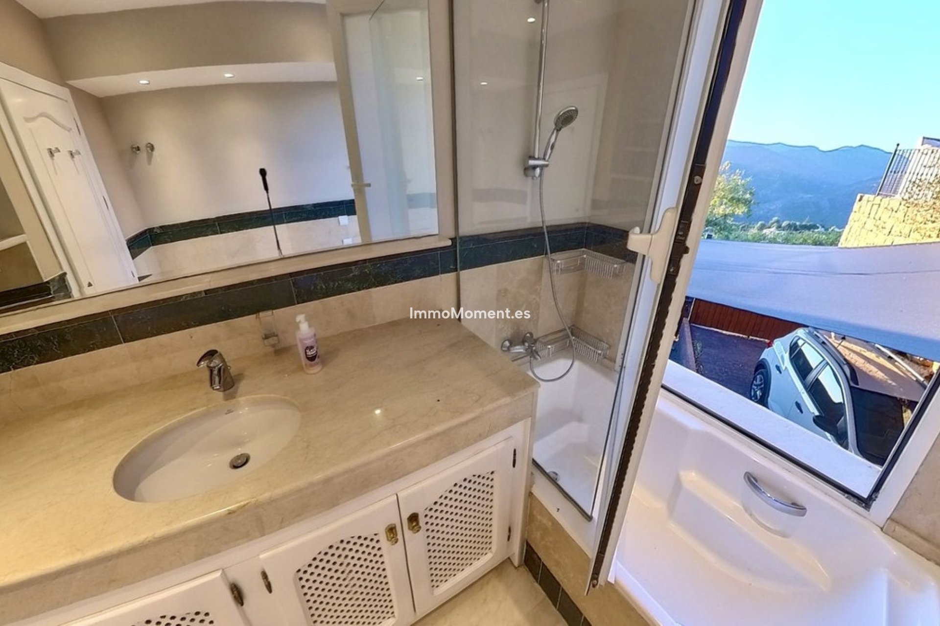 Revente - Villa - Marbella - Sierra Blanca