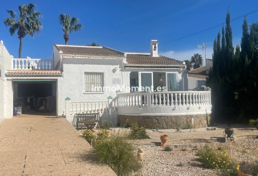 Revente - Villa - Torrevieja - Torrevieja Centro