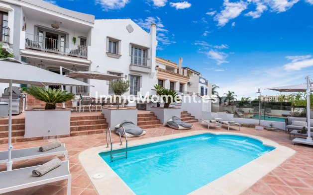 Rijtjeshuis - Bestaande woning - Benahavís - La Heredia