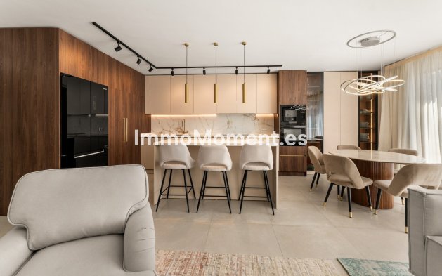 Rijtjeshuis - Bestaande woning - Estepona  - Estepona Centro