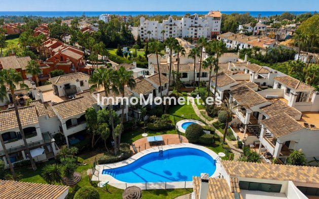 Rijtjeshuis - Bestaande woning - Estepona  - Estepona Centro