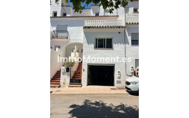 Rijtjeshuis - Bestaande woning - Estepona  - Estepona Centro