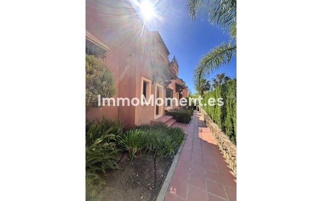 Rijtjeshuis - Bestaande woning - Estepona  - Estepona Centro
