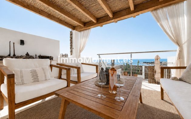 Rijtjeshuis - Bestaande woning - Estepona  - Estepona Centro