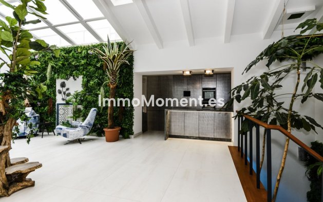 Rijtjeshuis - Bestaande woning - Estepona  - Estepona Centro