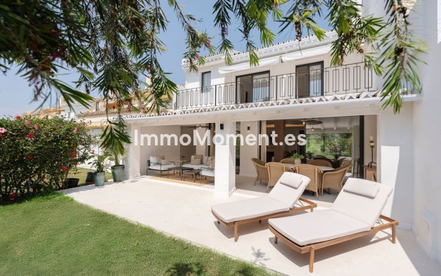 Rijtjeshuis - Bestaande woning - Marbella - Nueva Andalucía