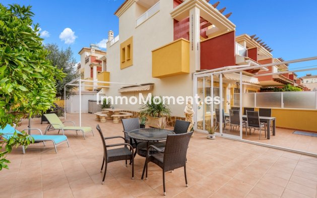 Rijtjeshuis - Bestaande woning - Orihuela - Villamartin