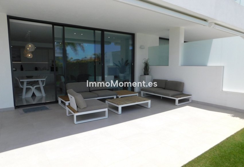Short Term Rentals - Apartment - Estepona - New Golden Mile