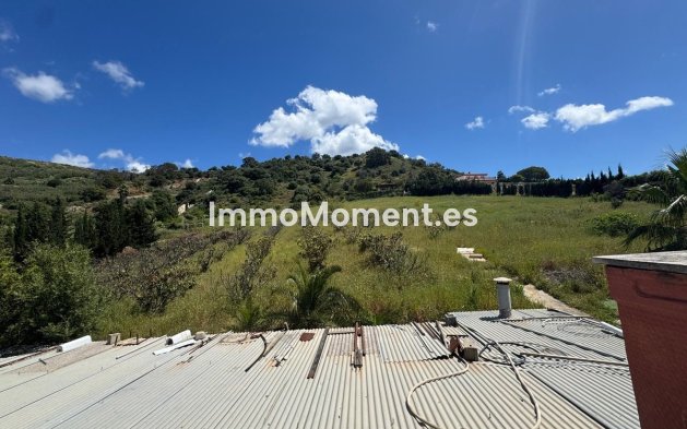 Terreno - Reventa - Estepona  - Estepona Centro