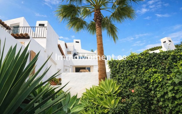 Townhouse - Resale - Casares - Casares Playa