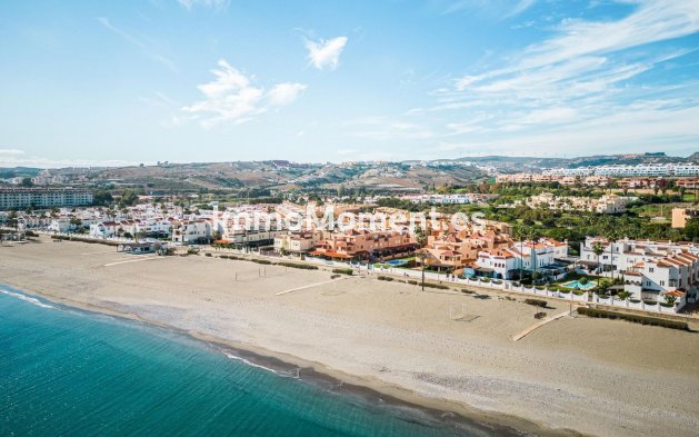 Townhouse - Resale - Casares - Casares Playa