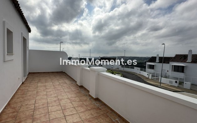 Townhouse - Resale - Casares - Doña Julia