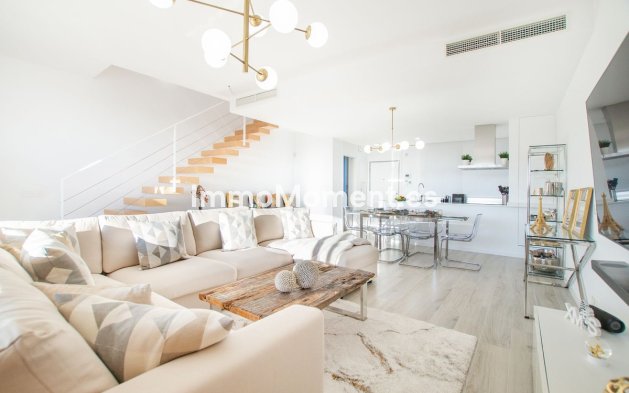 Townhouse - Resale - Estepona - Cancelada