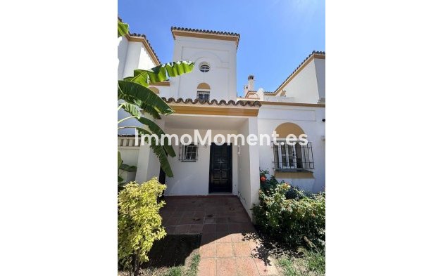 Townhouse - Resale - Estepona - Estepona Centro