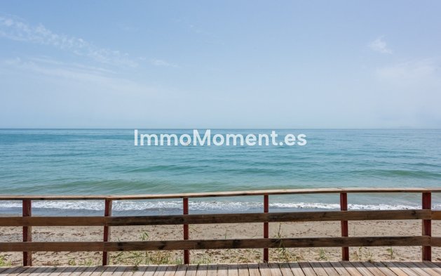 Townhouse - Resale - Estepona - Estepona Centro