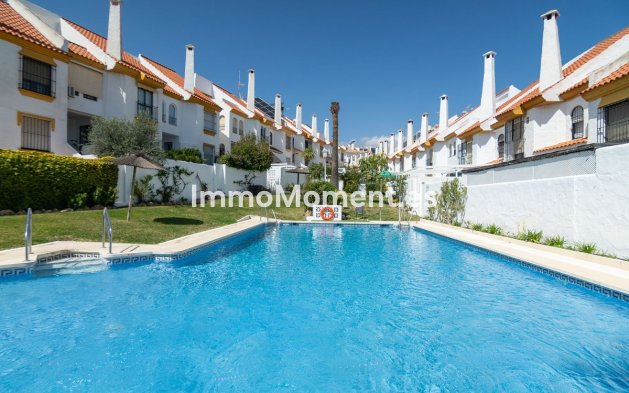Townhouse - Resale - Estepona - Estepona Centro