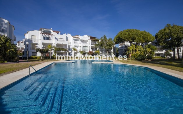 Townhouse - Resale - Estepona - Estepona Centro