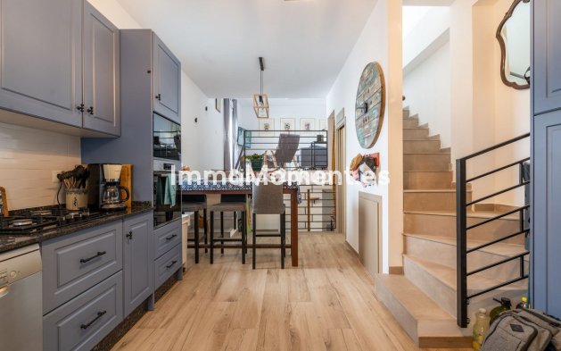 Townhouse - Resale - Estepona - Estepona Centro