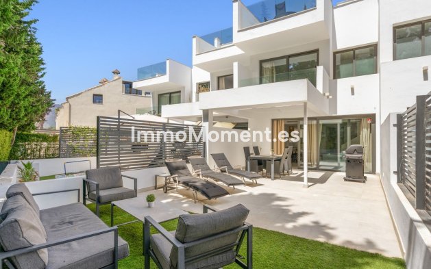 Townhouse - Resale - Estepona - Estepona Centro