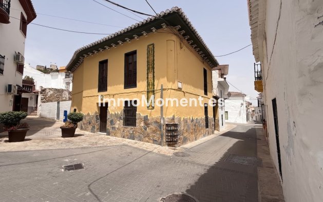 Townhouse - Resale - Inland  - Monda
