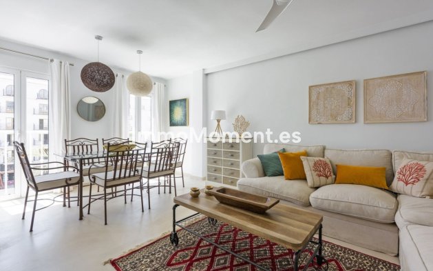 Townhouse - Resale - Marbella - Nueva Andalucía