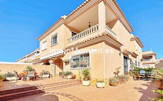 Townhouse - Resale - Orihuela - Villamartin