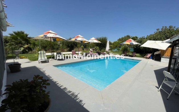 Villa - Bestaande woning - Binnenland  - Alhaurín el Grande Centro