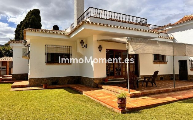 Villa - Bestaande woning - Binnenland  - Churriana