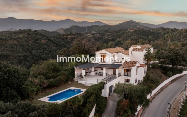 Villa - Bestaande woning - Estepona  - Selwo