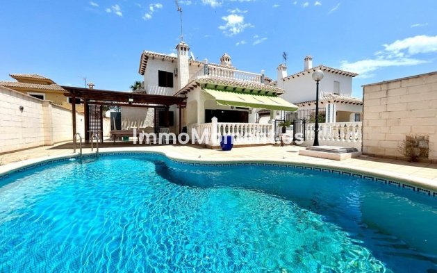 Villa - Bestaande woning - Orihuela - La Zenia