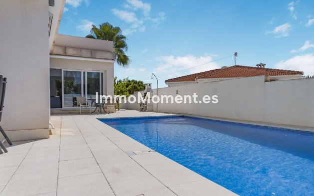Villa - Bestaande woning - Orihuela - Mil Palmeras