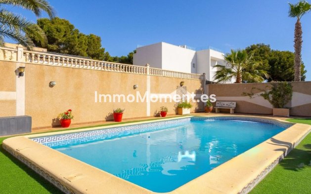 Villa - Bestaande woning - Torrevieja - Torrevieja Centro