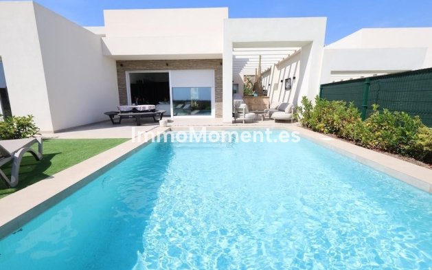 Villa independiente - Reventa - Algorfa - Algorfa Centro