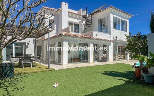 Villa independiente - Reventa - Estepona  - Costalita