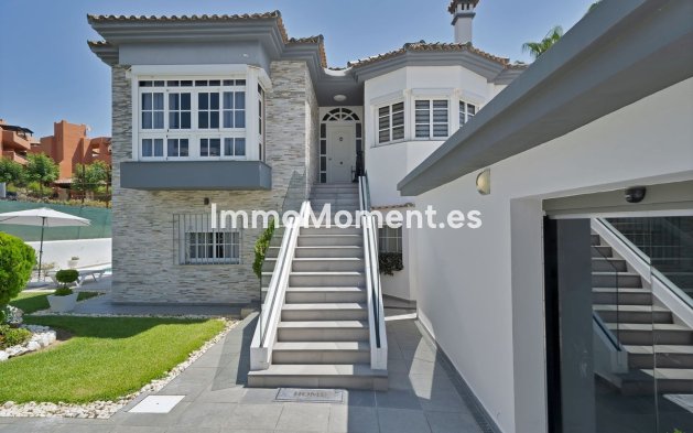 Villa independiente - Reventa - Estepona  - Estepona Centro