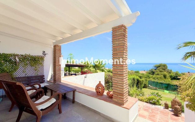 Villa independiente - Reventa - Estepona  - Estepona Centro