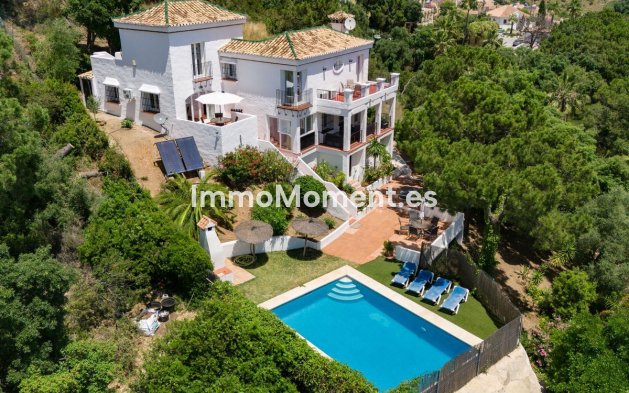 Villa independiente - Reventa - Estepona  - Estepona Centro