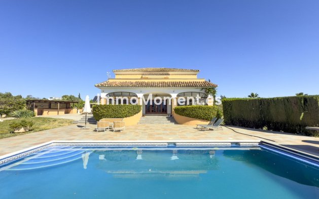 Villa independiente - Reventa - Interior  - Alhaurín el Grande Centro