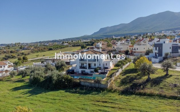 Villa independiente - Reventa - Interior  - Alhaurín el Grande Centro