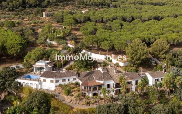 Villa independiente - Reventa - Interior  - Alhaurín el Grande Centro