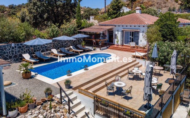 Villa independiente - Reventa - Interior  - Alhaurín el Grande Centro