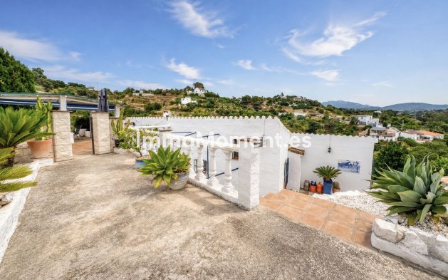 Villa independiente - Reventa - Interior  - Alhaurín el Grande Centro