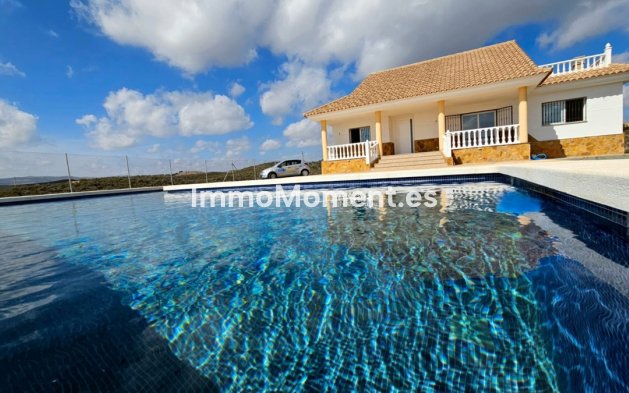 Villa independiente - Reventa - Lorca - Lorca Centro