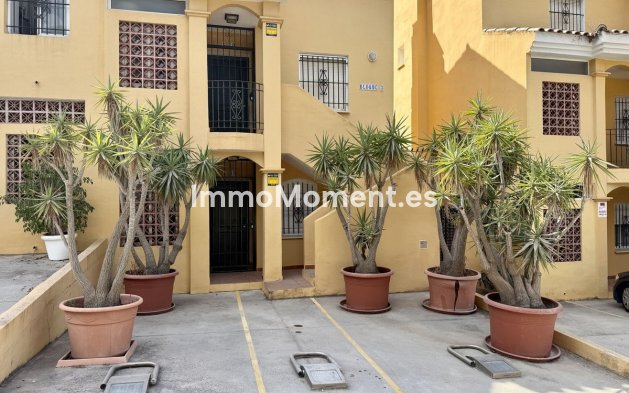 Villa independiente - Reventa - Marbella - Elviria