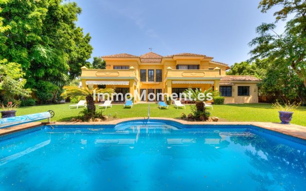 Villa independiente - Reventa - Marbella - Guadalmina Baja