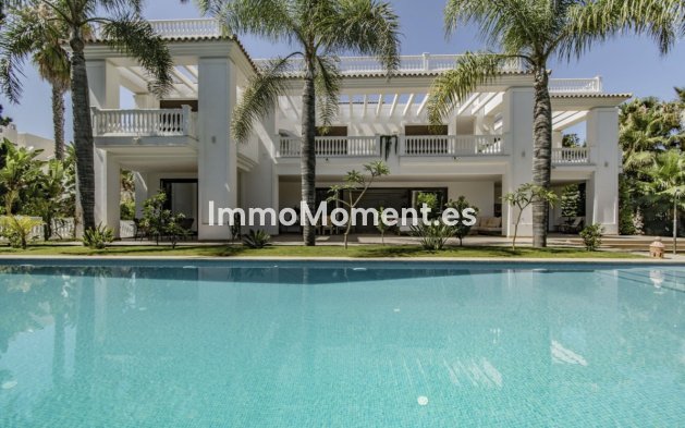 Villa independiente - Reventa - Marbella - Guadalmina Baja